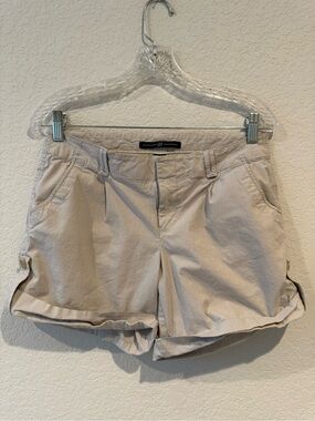 GAP Women's Casual Roll‑Cuff Shorts